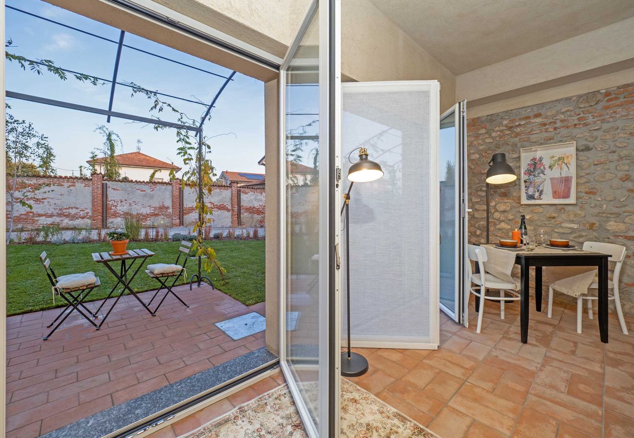 Appartamento a Cressa - Green Lodge - Apartment 3 - 1 BR, 1 BATH Appartamento a Cressa - Green Lodge - Apartment 3 - 1 BR, 1 BATH