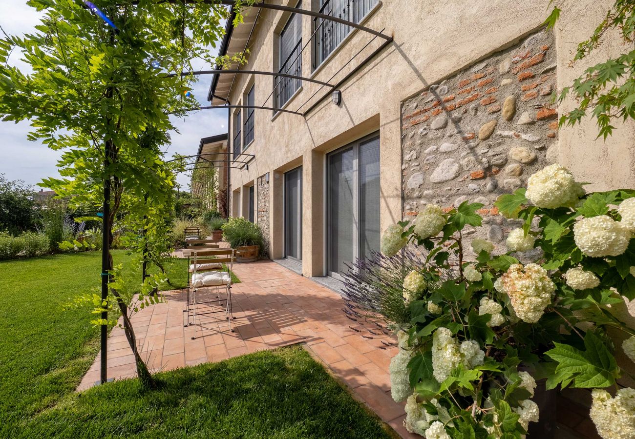 Appartamento a Cressa - Green Lodge - Apartment 3 - 1 BR, 1 BATH Appartamento a Cressa - Green Lodge - Apartment 3 - 1 BR, 1 BATH