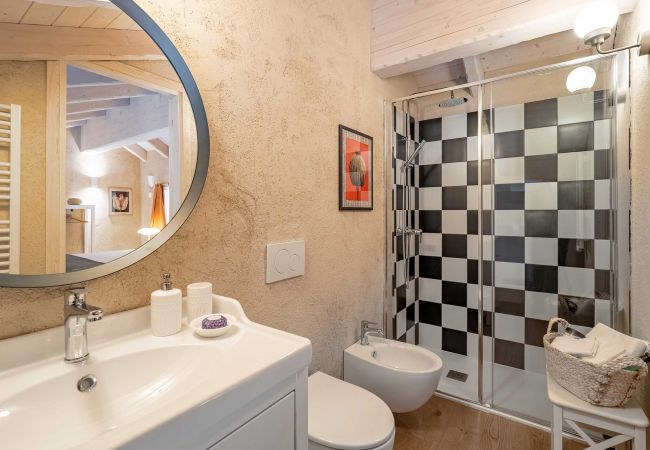 Appartamento a Cressa - Green Lodge - Apartment 6 - 1 BR, 1 BATH Appartamento a Cressa - Green Lodge - Apartment 6 - 1 BR, 1 BATH