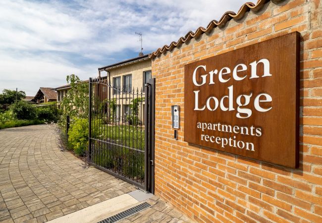 Appartamento a Cressa - Green Lodge - Apartment 6 - 1 BR, 1 BATH Appartamento a Cressa - Green Lodge - Apartment 6 - 1 BR, 1 BATH