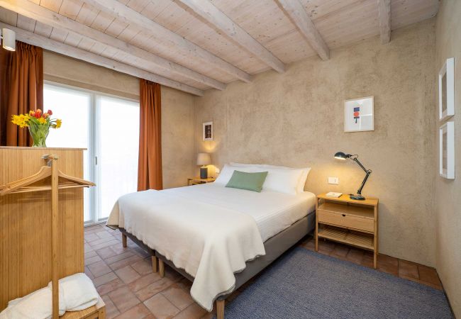 Appartamento a Cressa - Green Lodge - Apartment 7 - 2 BR, 2 BATH Appartamento a Cressa - Green Lodge - Apartment 7 - 2 BR, 2 BATH