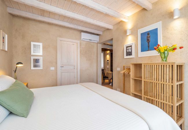 Appartamento a Cressa - Green Lodge - Apartment 7 - 2 BR, 2 BATH Appartamento a Cressa - Green Lodge - Apartment 7 - 2 BR, 2 BATH