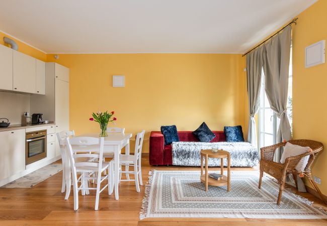 Apartment in Bogogno - Luxury Golf Apartment Clara